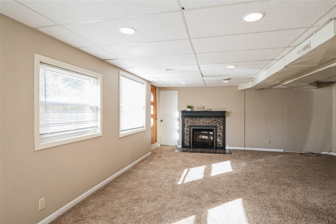 1005 30th Street Drive SE Cedar Rapids IA 52403