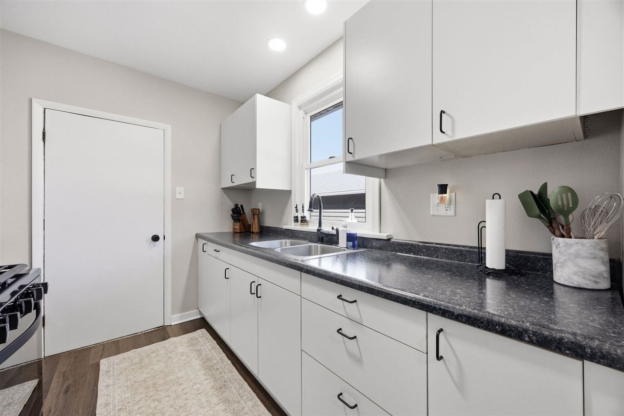 1217 Memorial Drive SE Cedar Rapids IA 52403