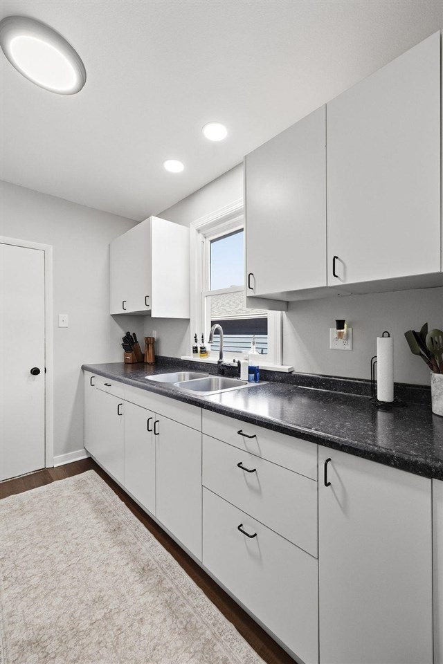 1217 Memorial Drive SE Cedar Rapids IA 52403