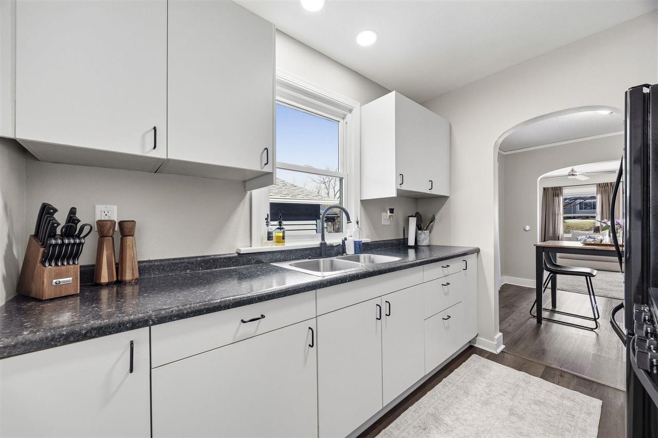 1217 Memorial Drive SE Cedar Rapids IA 52403
