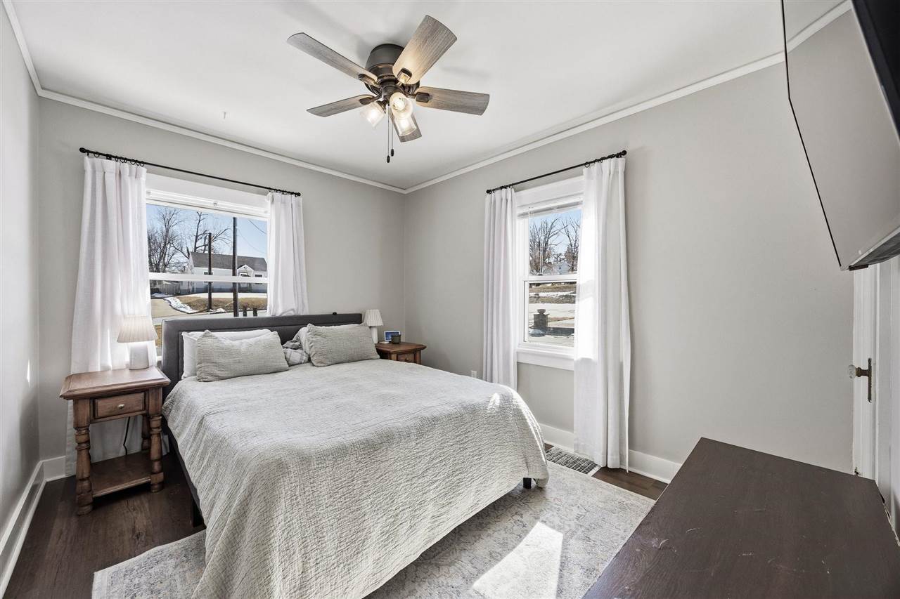1217 Memorial Drive SE Cedar Rapids IA 52403