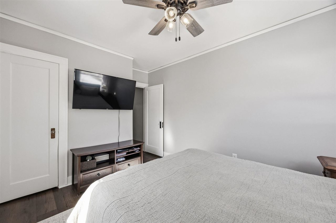1217 Memorial Drive SE Cedar Rapids IA 52403