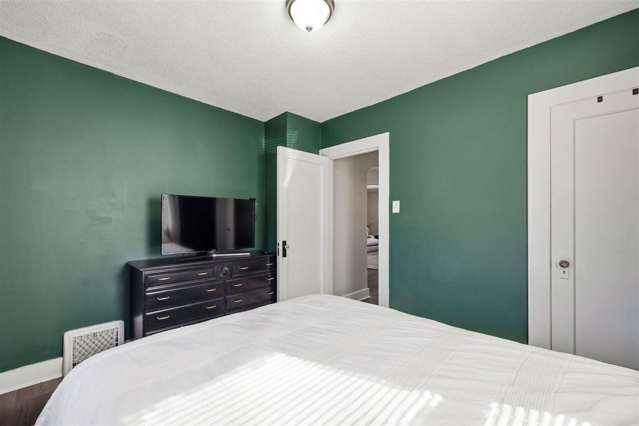 1217 Memorial Drive SE Cedar Rapids IA 52403