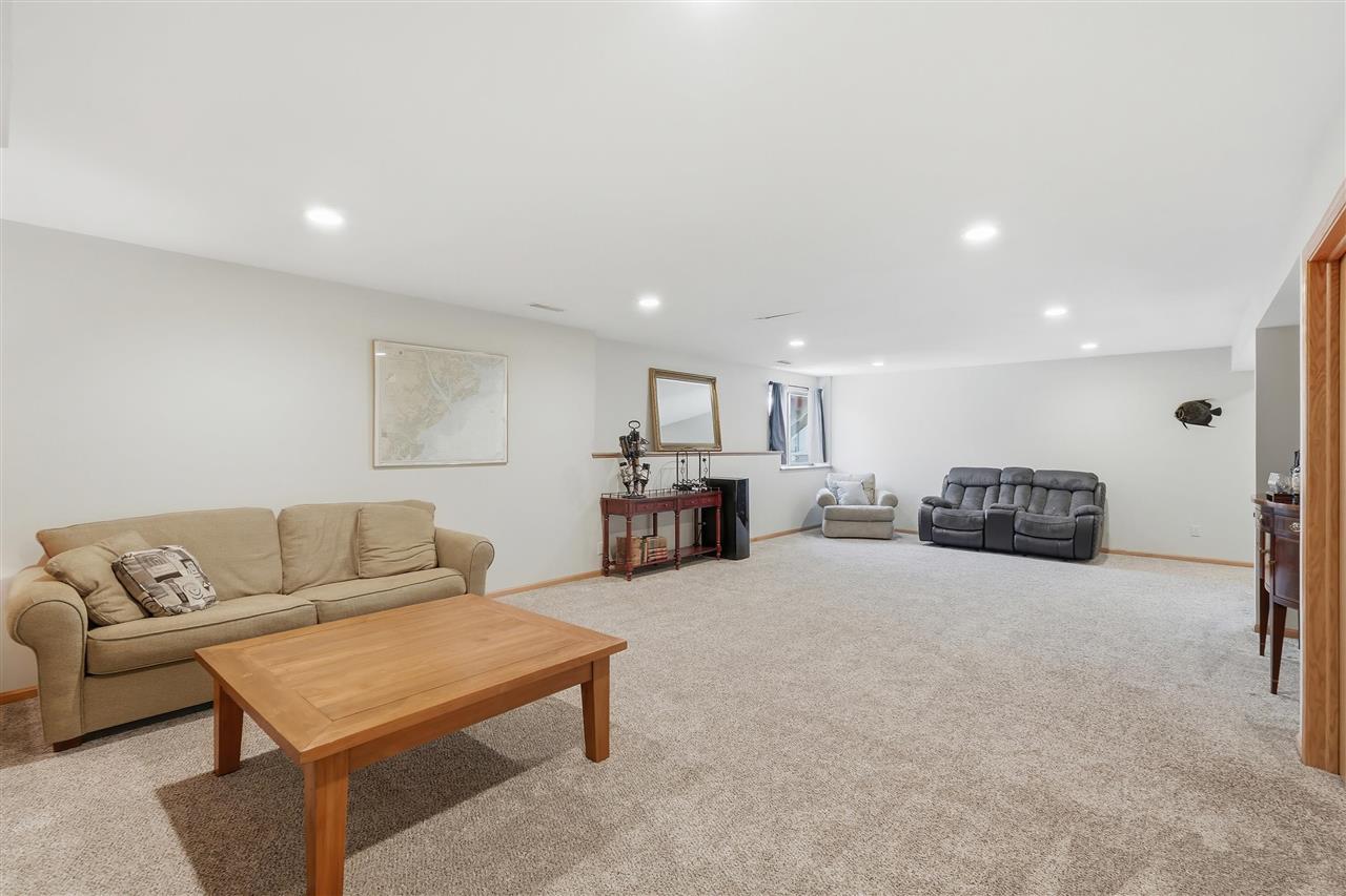 3321 Wintergreen Drive Iowa City IA 52240