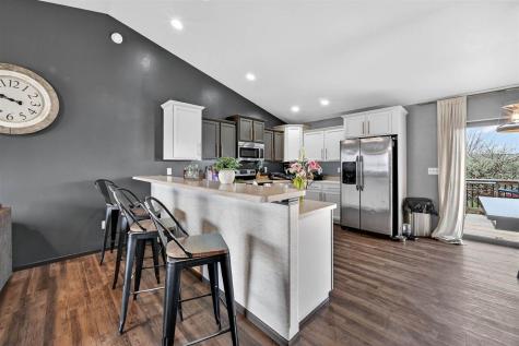 1545 Vesti Lane Iowa City IA 52240