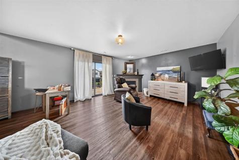 1545 Vesti Lane Iowa City IA 52240