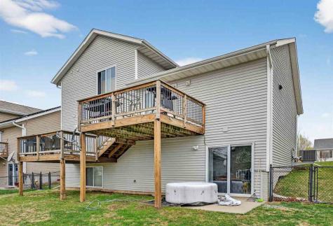 1545 Vesti Lane Iowa City IA 52240