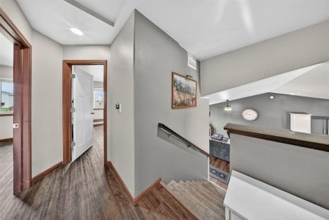 1545 Vesti Lane Iowa City IA 52240