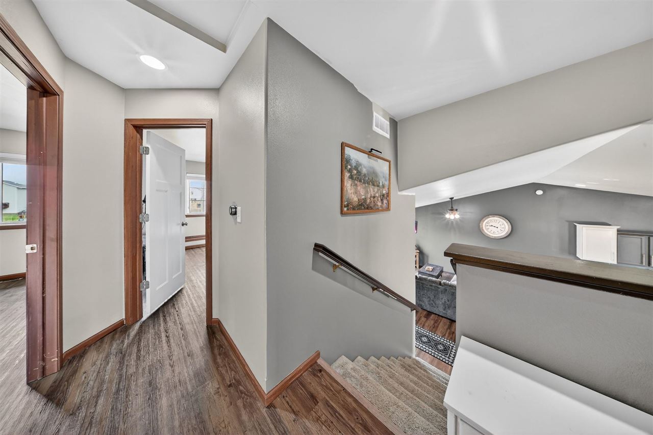 1545 Vesti Lane Iowa City IA 52240