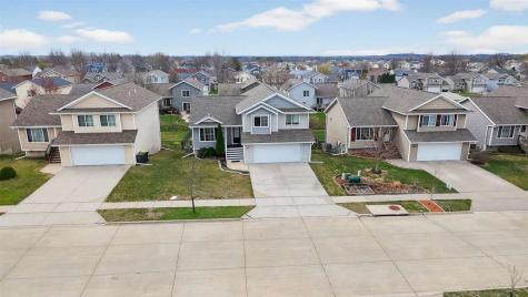 1545 Vesti Lane Iowa City IA 52240