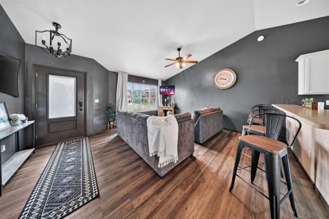 1545 Vesti Lane Iowa City IA 52240
