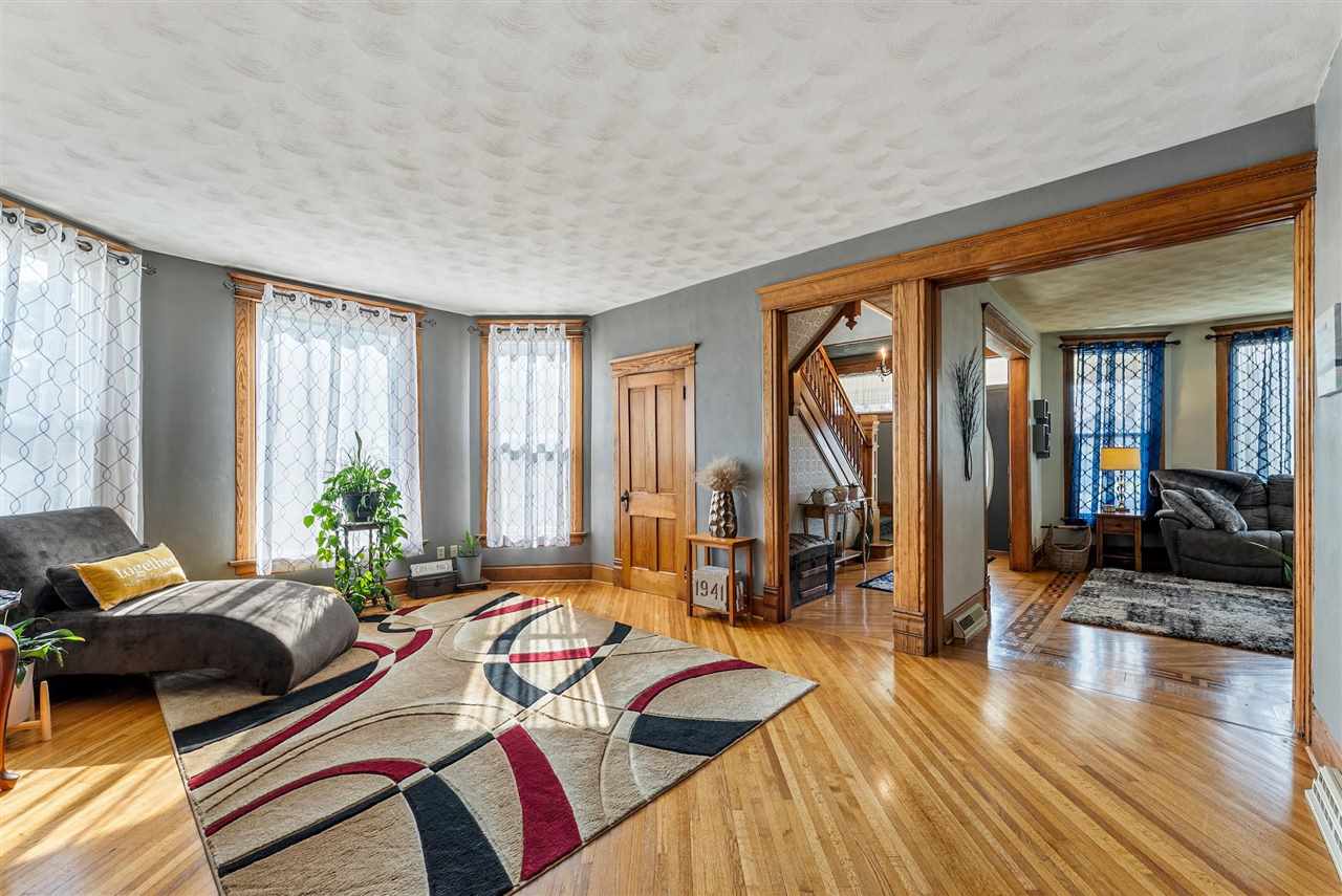 109 W 6th Street Wilton IA 52778