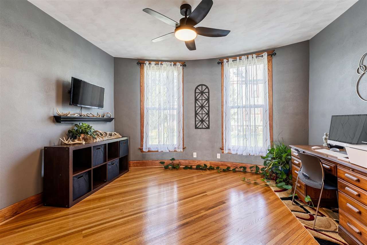 109 W 6th Street Wilton IA 52778