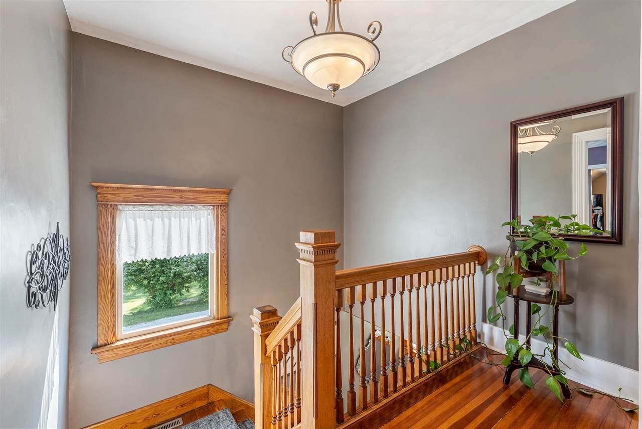 109 W 6th Street Wilton IA 52778