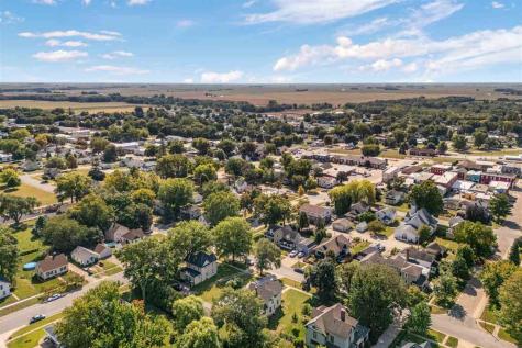 109 W 6th Street Wilton IA 52778