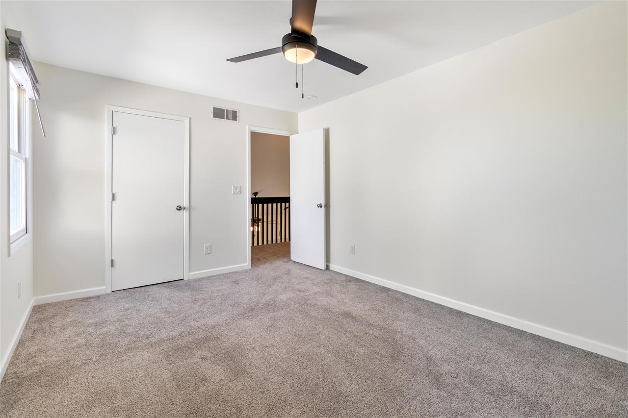615 W Sovers Street Solon IA 52333