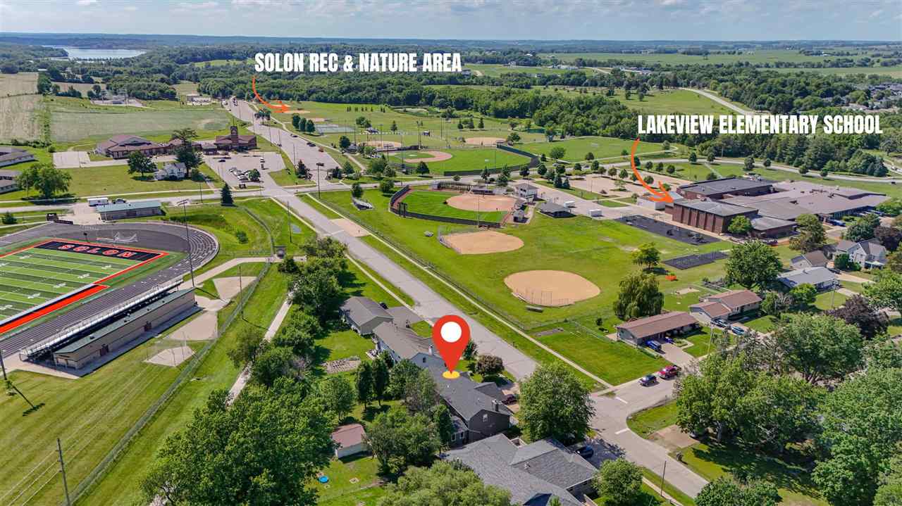 615 W Sovers Street Solon IA 52333