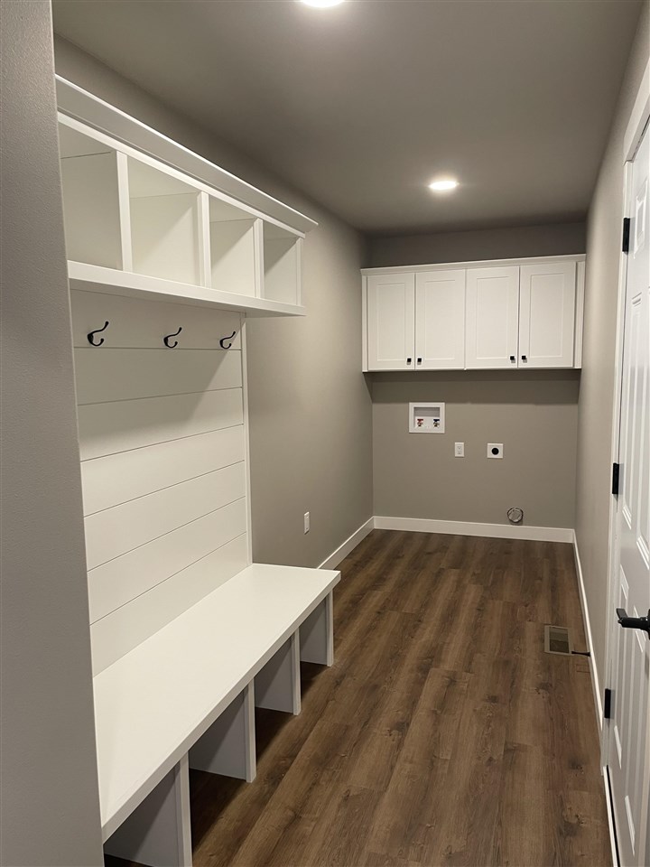 114 Buysse Lane West Liberty IA 52776