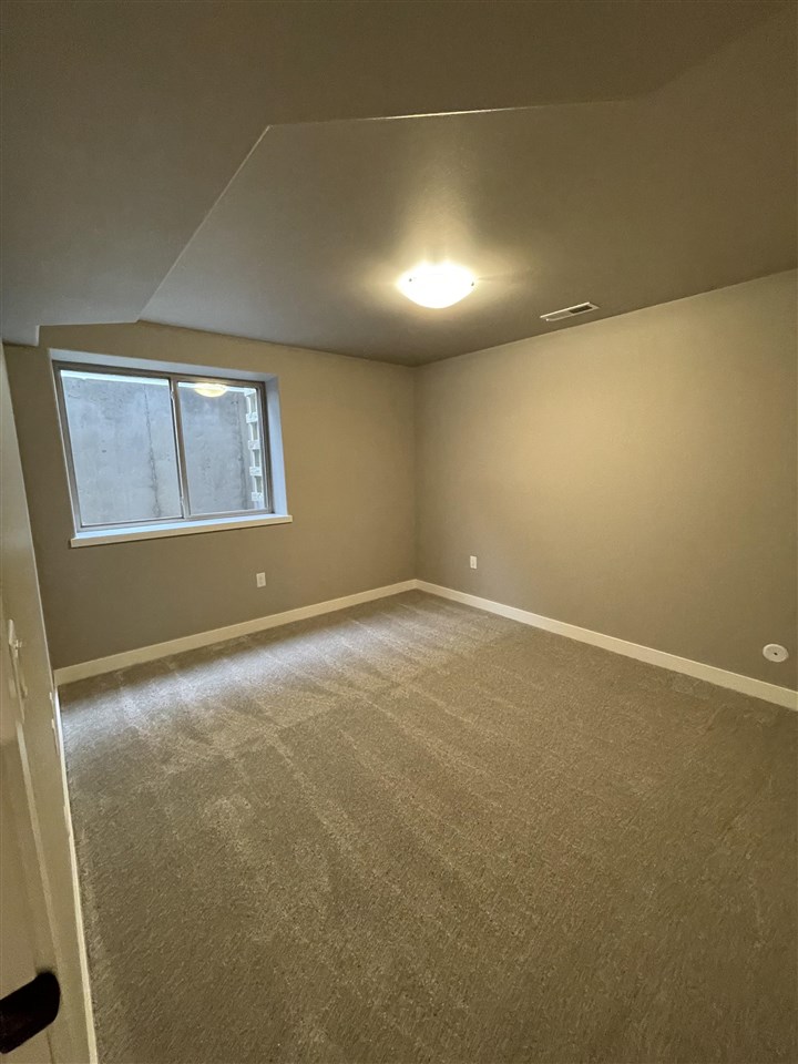 114 Buysse Lane West Liberty IA 52776