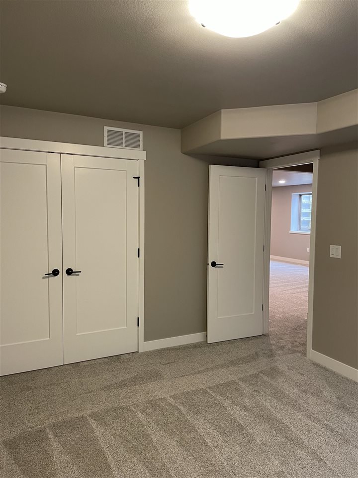 114 Buysse Lane West Liberty IA 52776