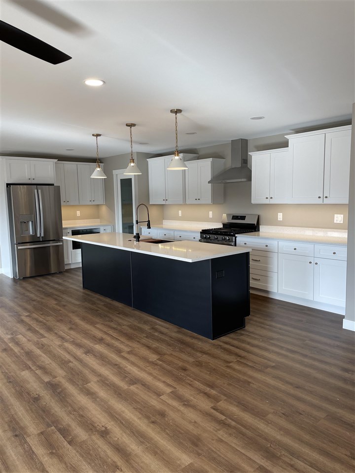 114 Buysse Lane West Liberty IA 52776