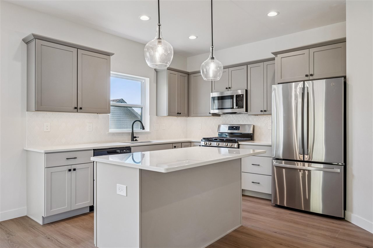 225 Chadwick Lane Iowa City IA 52245