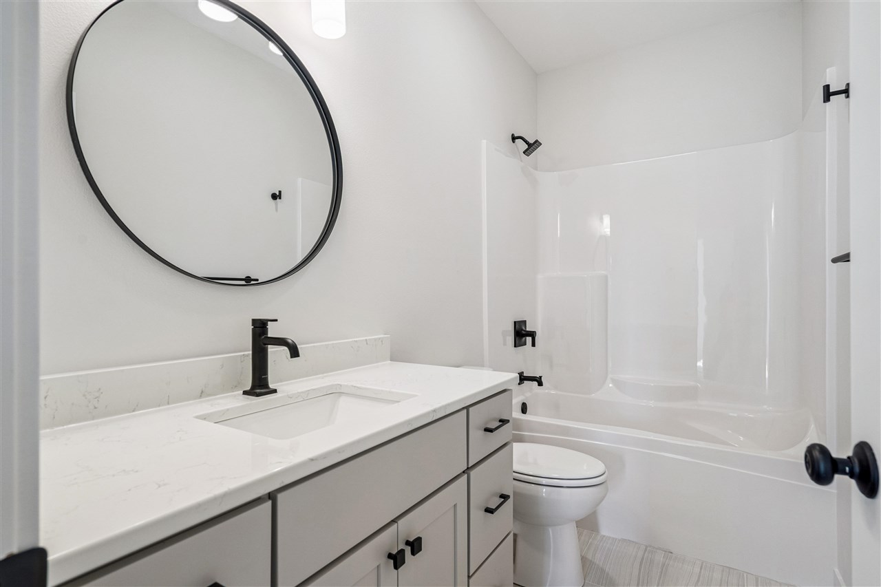 225 Chadwick Lane Iowa City IA 52245