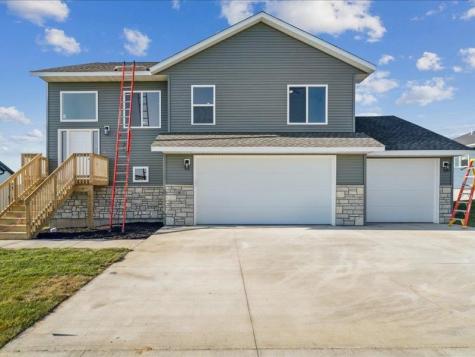 1000 S 11th Avenue Washington IA 52353