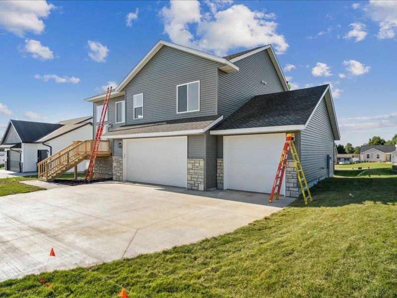 1000 S 11th Avenue Washington IA 52353