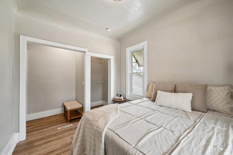 28 W Maple Street Central City IA 52214