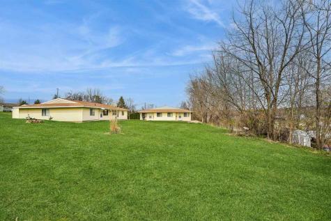 28 W Maple Street Central City IA 52214