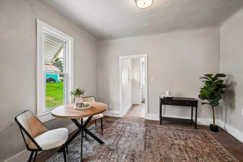 28 W Maple Street Central City IA 52214