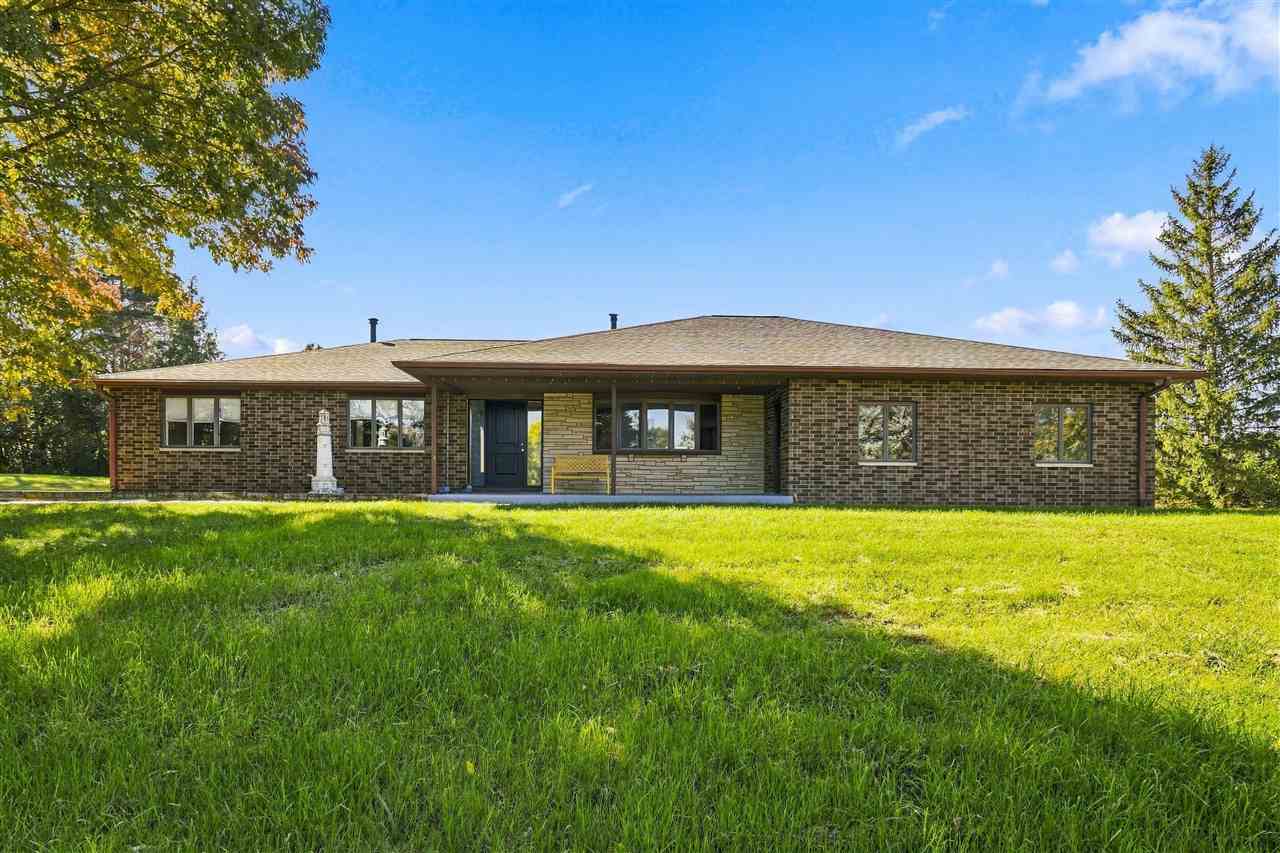 2916 Rustic Ridge Road NE Iowa City IA 52240