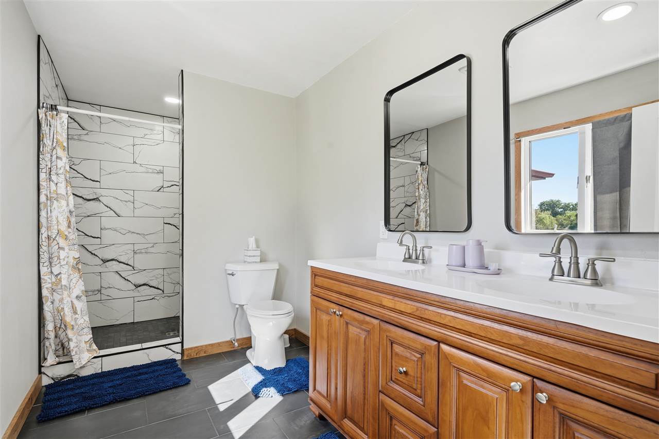 2916 Rustic Ridge Road NE Iowa City IA 52240