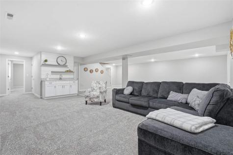 2916 Rustic Ridge Road NE Iowa City IA 52240