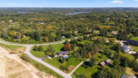 2916 Rustic Ridge Road NE Iowa City IA 52240