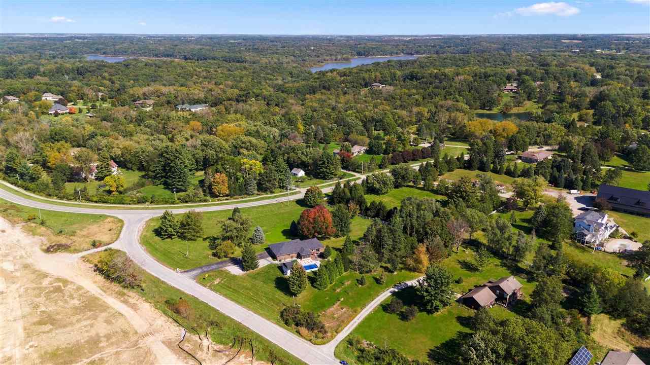 2916 Rustic Ridge Road NE Iowa City IA 52240