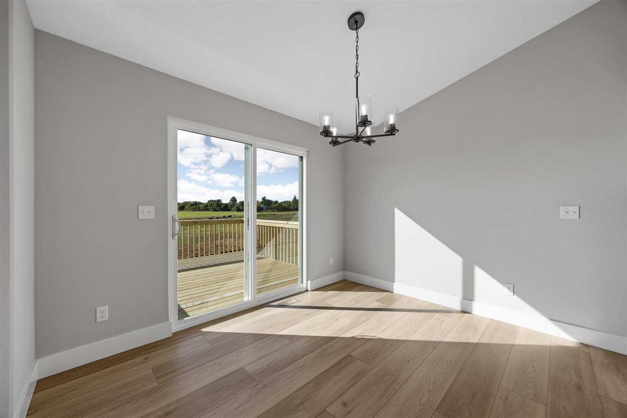 3658 Mclain Way Hiawatha IA 52233