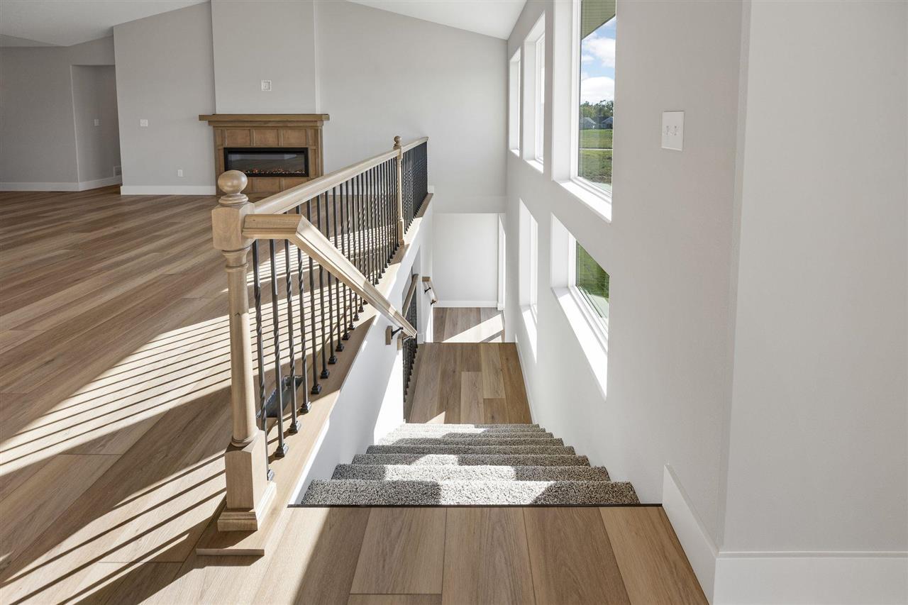 3658 Mclain Way Hiawatha IA 52233