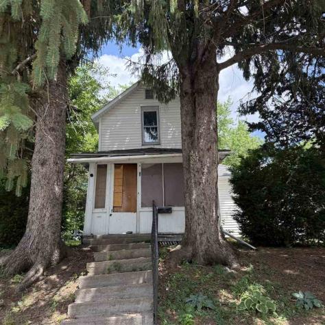 534 S Ave B Washington IA 52353