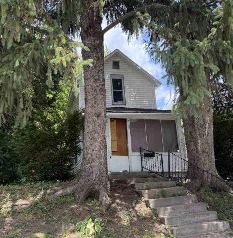 534 S Ave B Washington IA 52353
