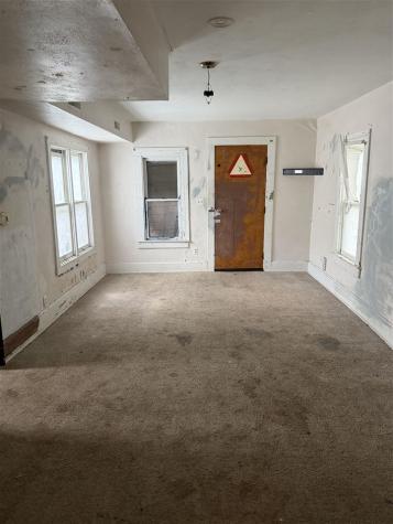 534 S Ave B Washington IA 52353