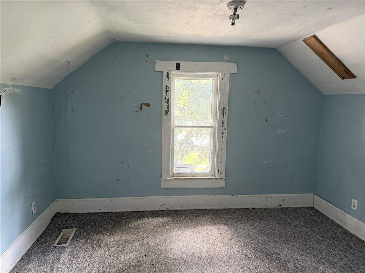 534 S Ave B Washington IA 52353