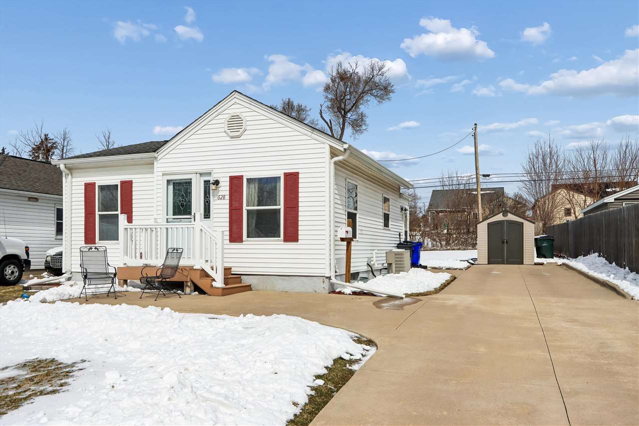 628 36th Street NE Cedar Rapids IA 52402