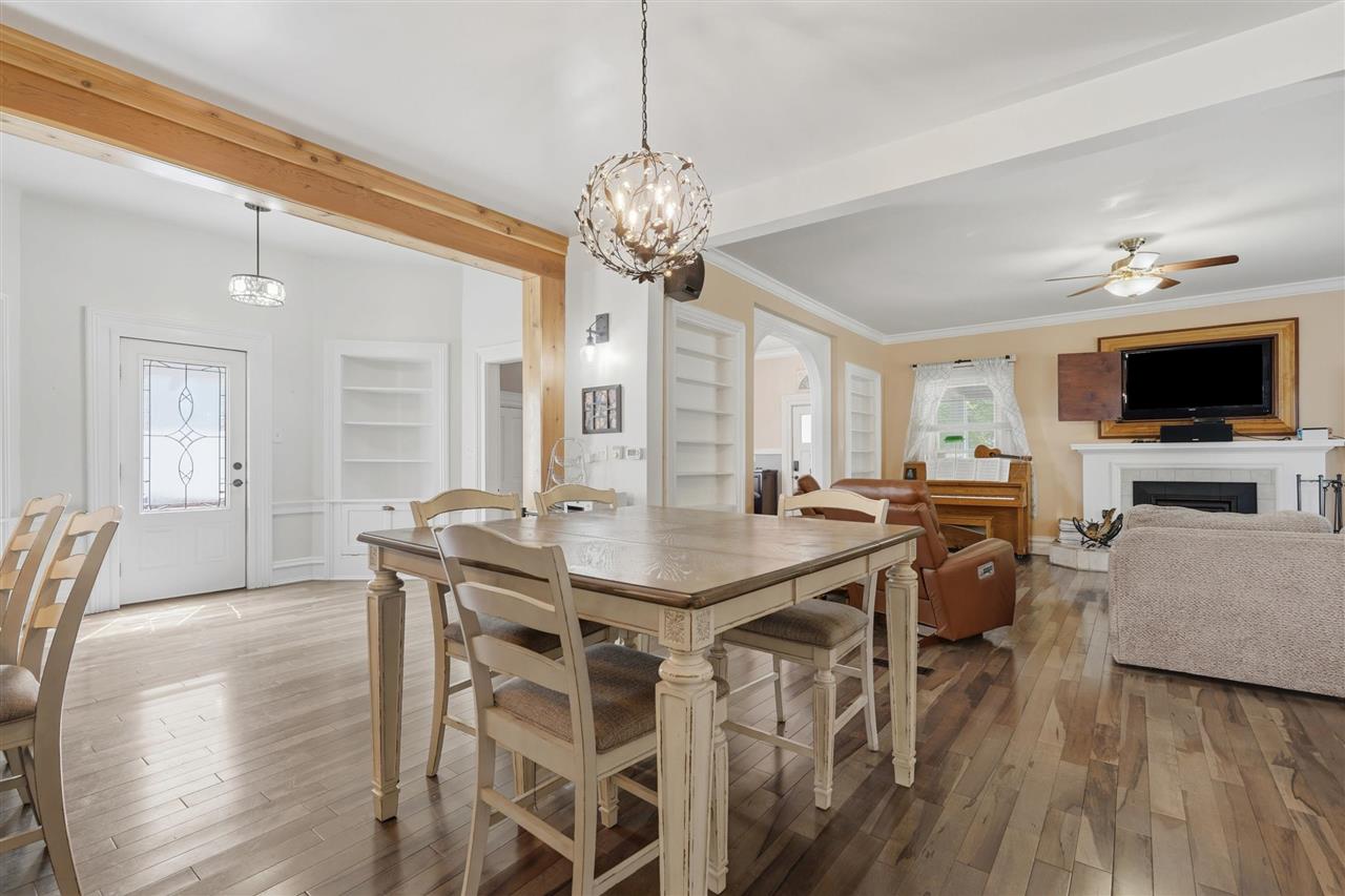 402 E Main Street Washington IA 52353