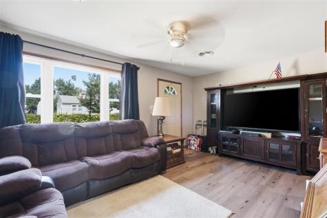 645 40th Street NE Cedar Rapids IA 52402