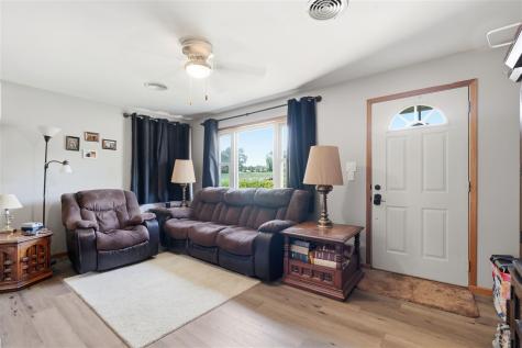 645 40th Street NE Cedar Rapids IA 52402
