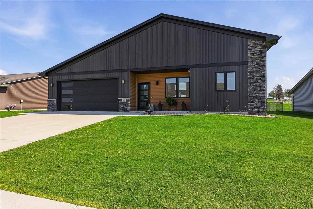146 Towne Centre Drive Urbana IA 52345