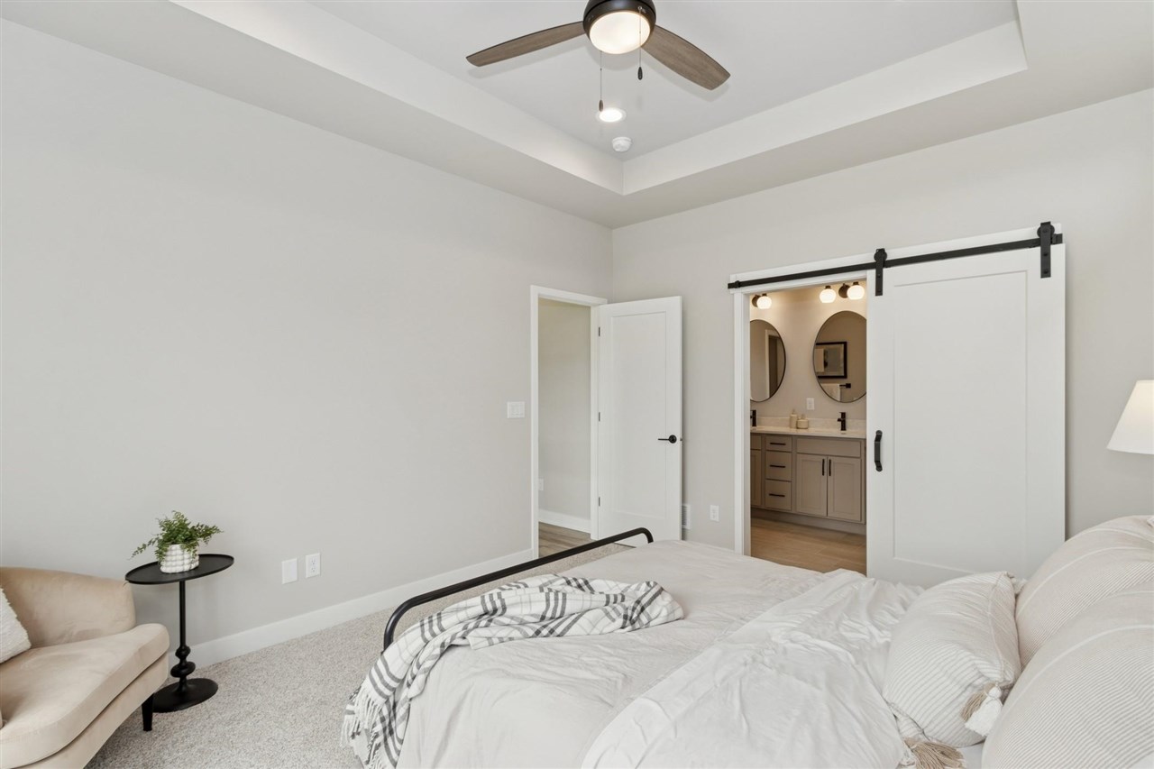 3125 Sunflower Street Ely IA 52227