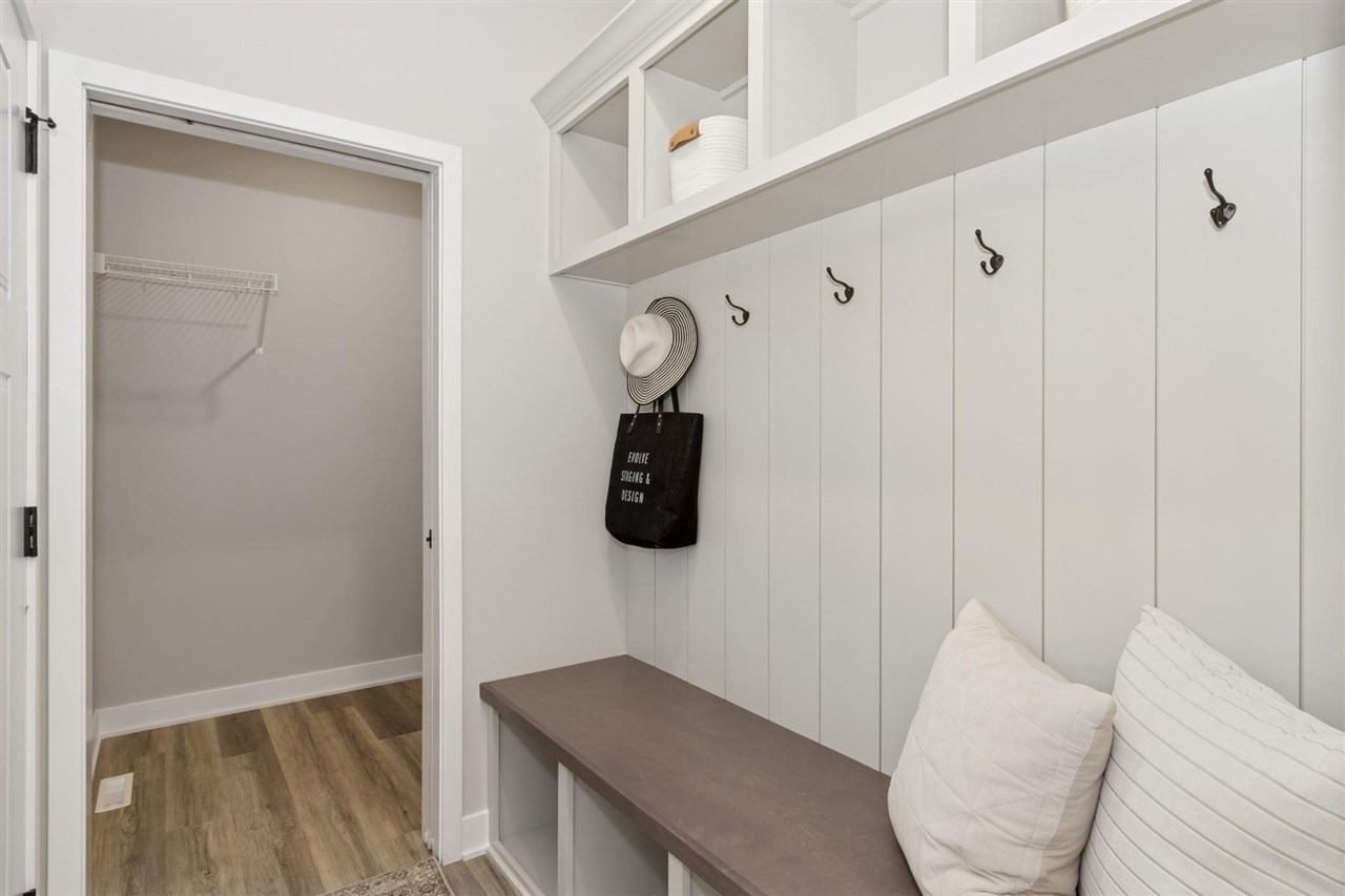 3125 Sunflower Street Ely IA 52227